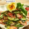 Rezept - Gurken-Erdbeer-Dill-Salat mit Kapuzinerkresse - Simply Kochen Sonderheft Basenfasten mit Andrea Sokol